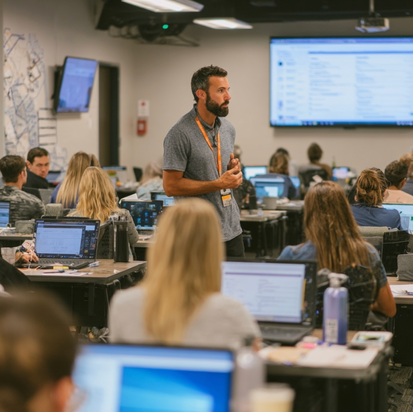 Instructor teaching Ohio workforce training